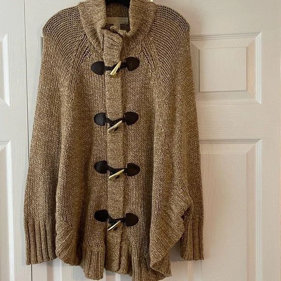 Michael Kors cream and gold poncho - Picture 5 of 5